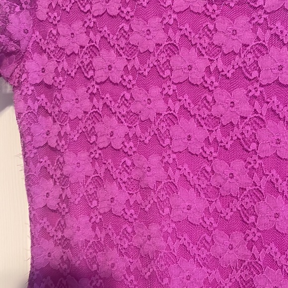 H&M short sleeve fitted lace overlay dress in purple size small - Picture 3 of 11